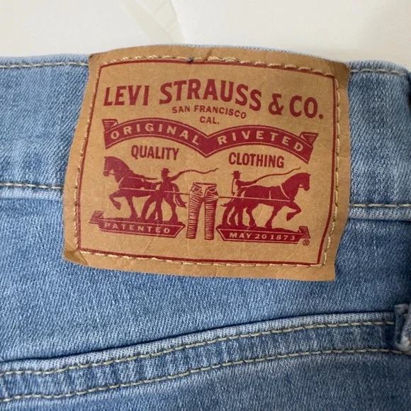 Levi's Women's Mile High Super Skinny Jeans Size 29 Light Wash High Rise Strech - Picture 4 of 16